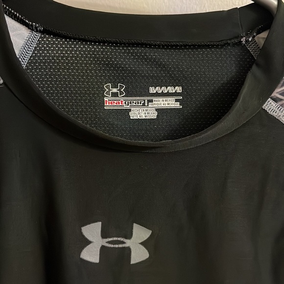 MENS UNDER ARMOUR HEATGEAR SHIRT ๐ฅ๐ฅ๐ฅ - Picture 2 of 14